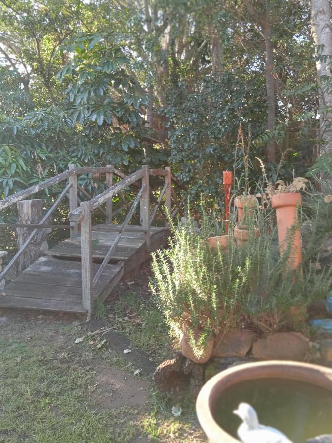 Hotel Bronnies Place Gatton Esterno foto