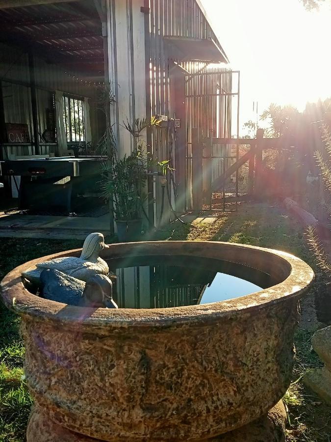 Hotel Bronnies Place Gatton Esterno foto